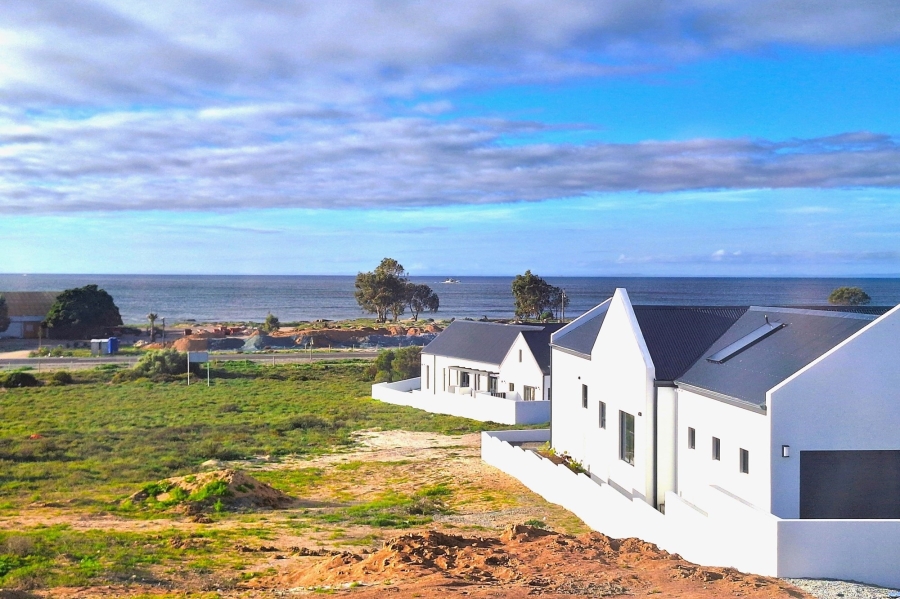 4 Bedroom Property for Sale in Da Gama Bay Western Cape